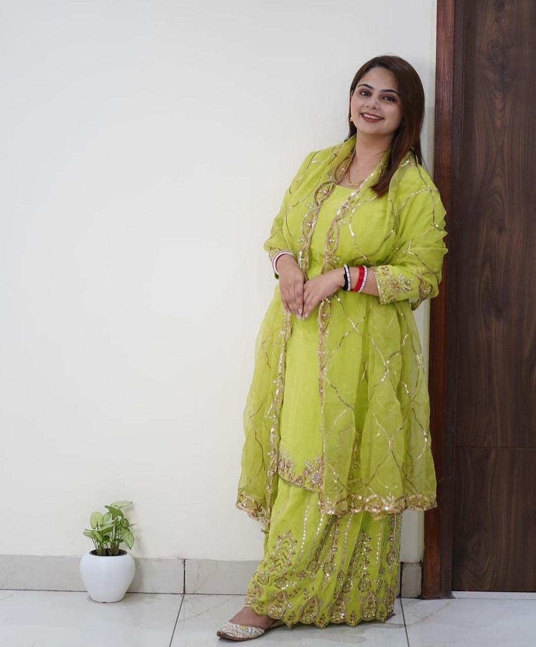 Digital Printed Cambric Cotton Pakistani Suit in Sea Green : KJC2624
