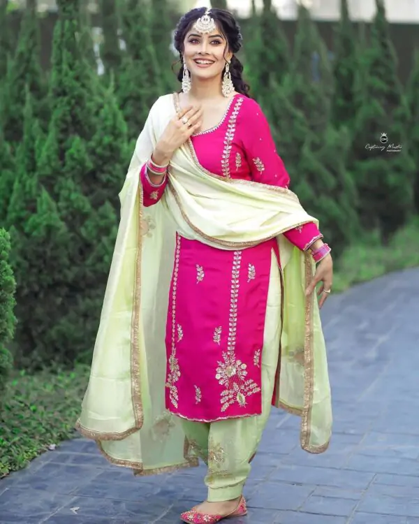 Designer Salwar Suits For Wedding Party Pink