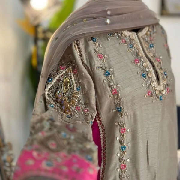 Punjabi Dress | Punjabi Suit Design | Golden Suit