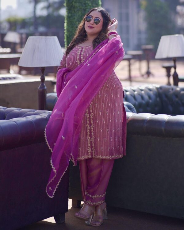 Trending Punjabi Suits Pink