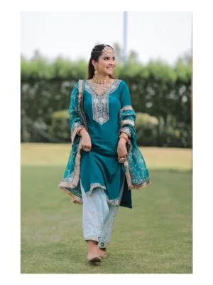Punjabi Salwaar Kameez Suit
