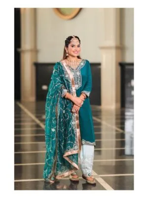 Punjabi Salwaar Kameez Suit