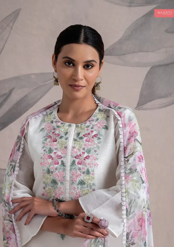 Naariti Preeshi Linen Printed Salwar Suit