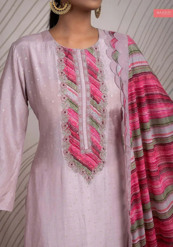 Naariti Tikwah latest silk suit design