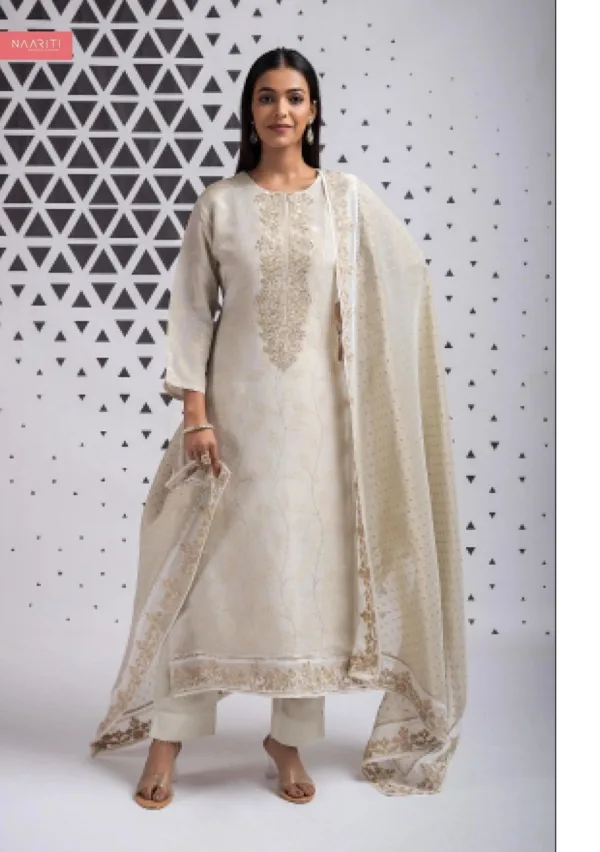 Naariti Paniz organza suit set | Designer suits for women