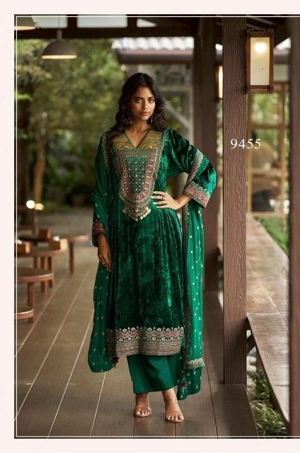 Green velvet suit | Winter party wear suits for ladies | Aiqa Qealiz