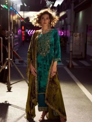 Green velvet suit design for women | Aiqa DOL